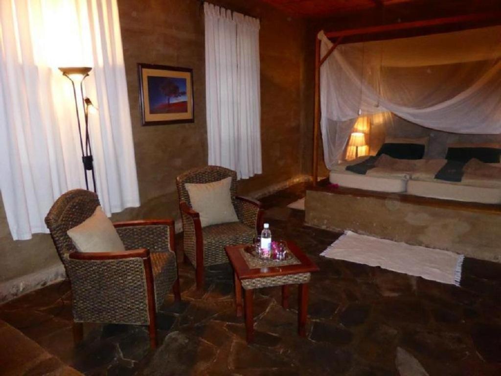 Fort Sesfontein Lodge & Safaris Dış mekan fotoğraf