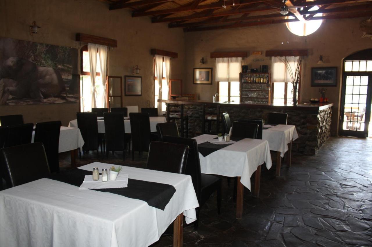 Fort Sesfontein Lodge & Safaris Dış mekan fotoğraf