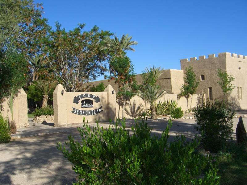 Fort Sesfontein Lodge & Safaris Dış mekan fotoğraf